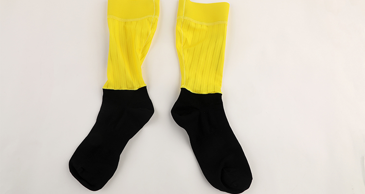 oem sports socks supplier
